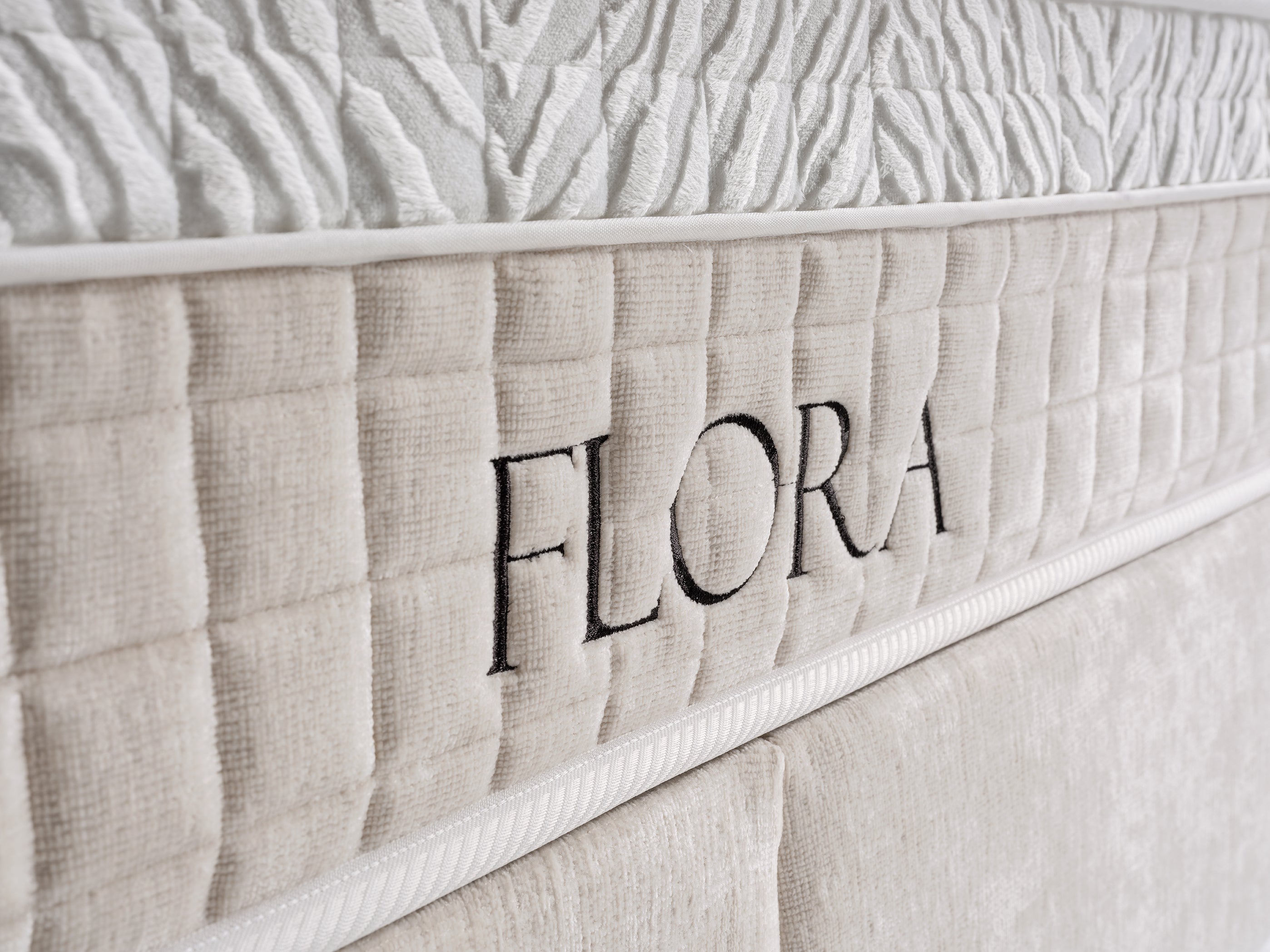 Boxspring Flora Lampen & Meer