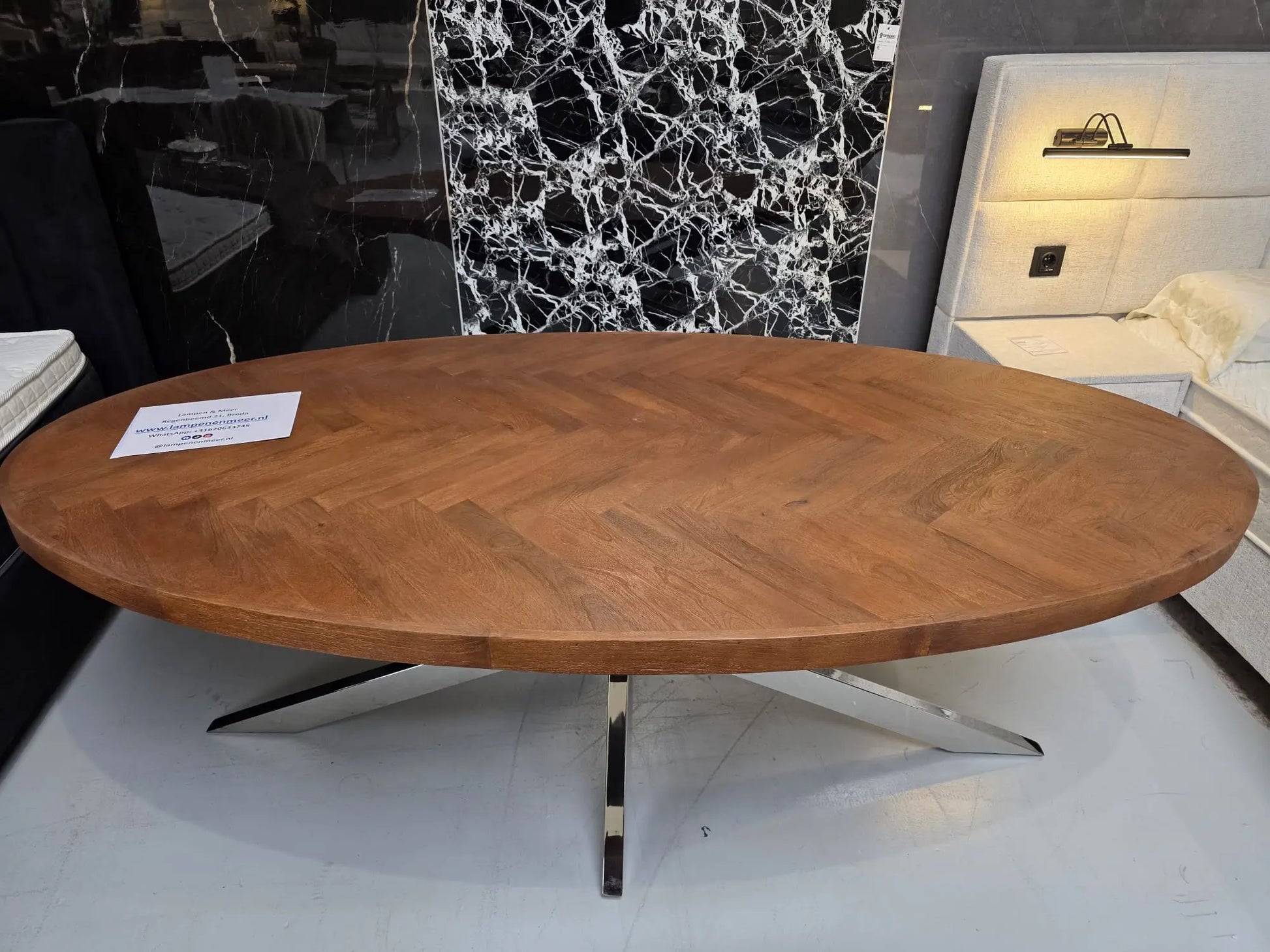 Bonita Eettafel Ovaal Eric Kuster Style