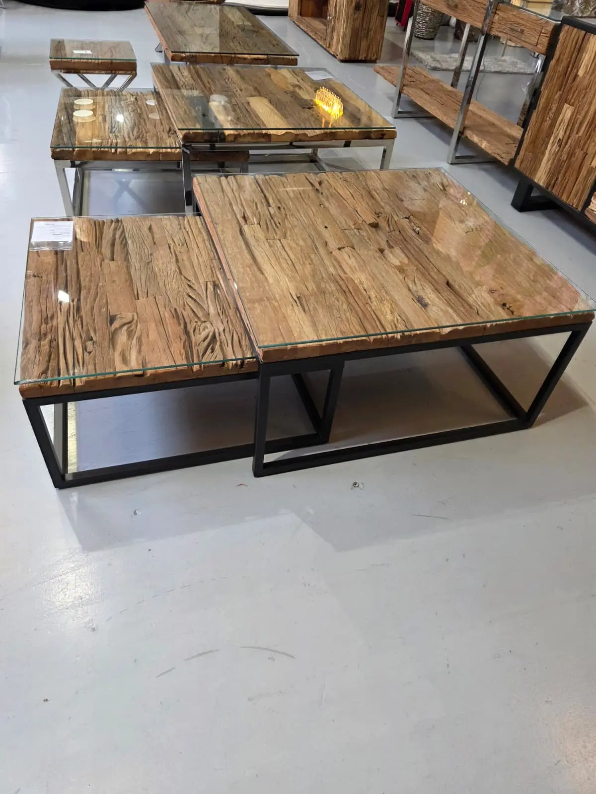 Salontafel -Doblo Sleeper Wood- Zwart onderstel Rixos