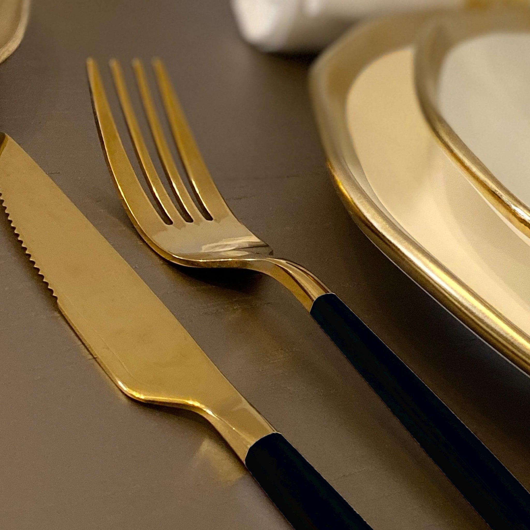 Gold Black Pearl Cutlery Set