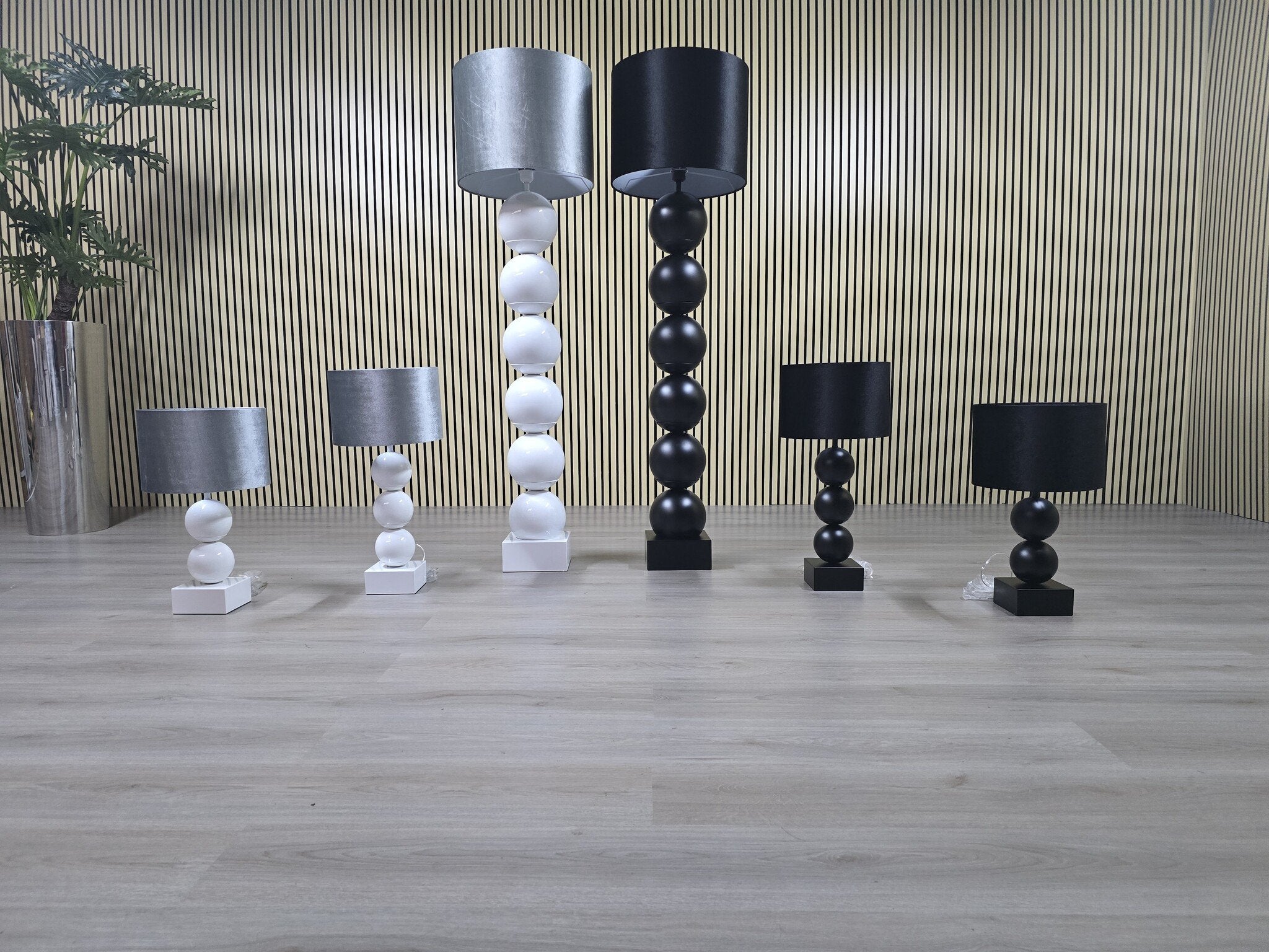 Sphere Lamp 3 Bulbs - Special Edition | White