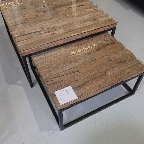 Video laden: Salontafel -Doblo Sleeper Wood- Zwart onderstel