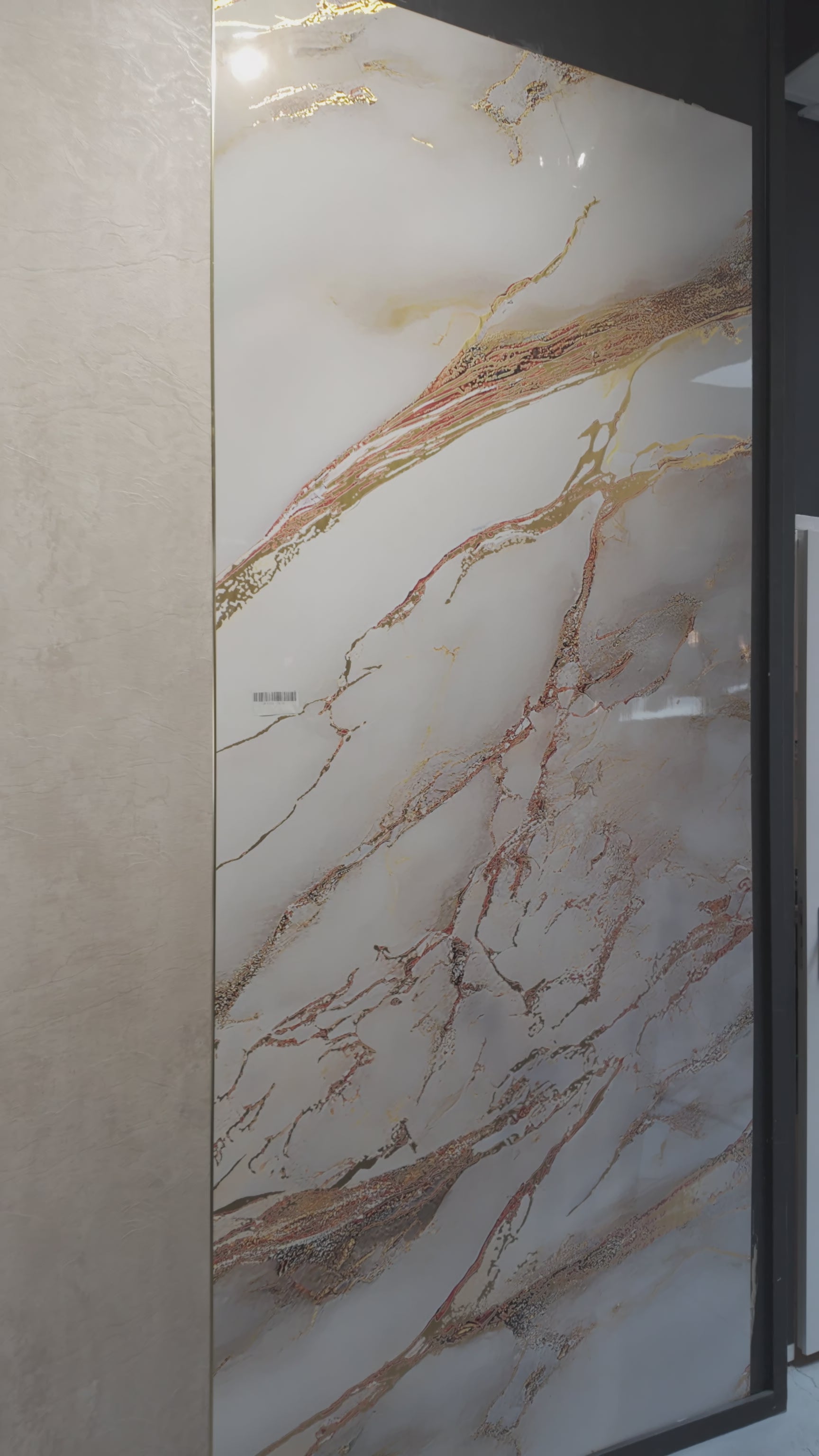 Load video: PVC Wandpaneel Marmer - Ivory Gold