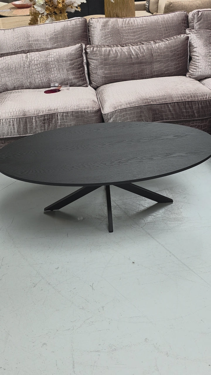 Load video: Tafel set  Blackwood Oak fineer