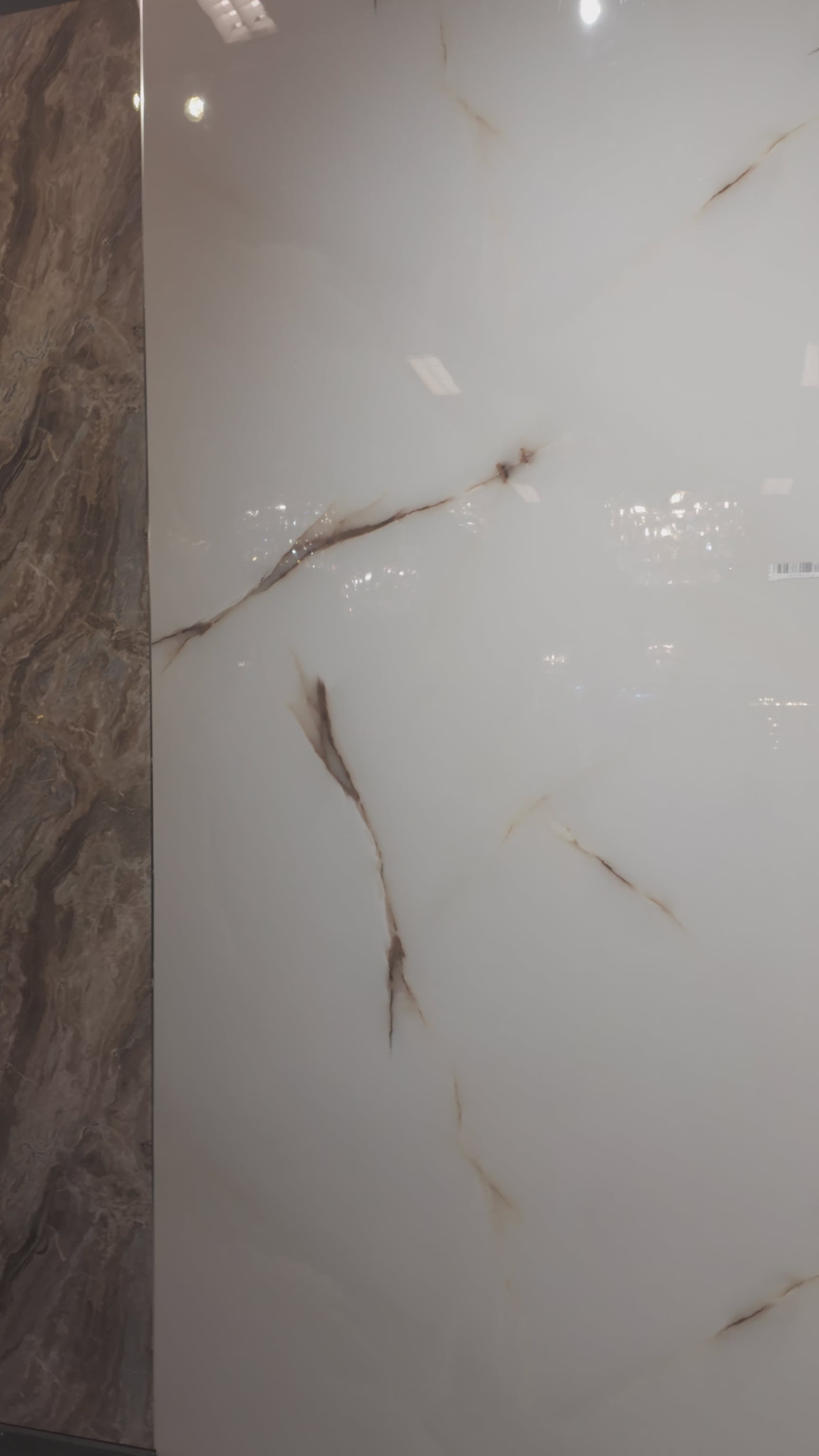 Load video: PVC Wandpaneel Marmer - Milkstone 778-18