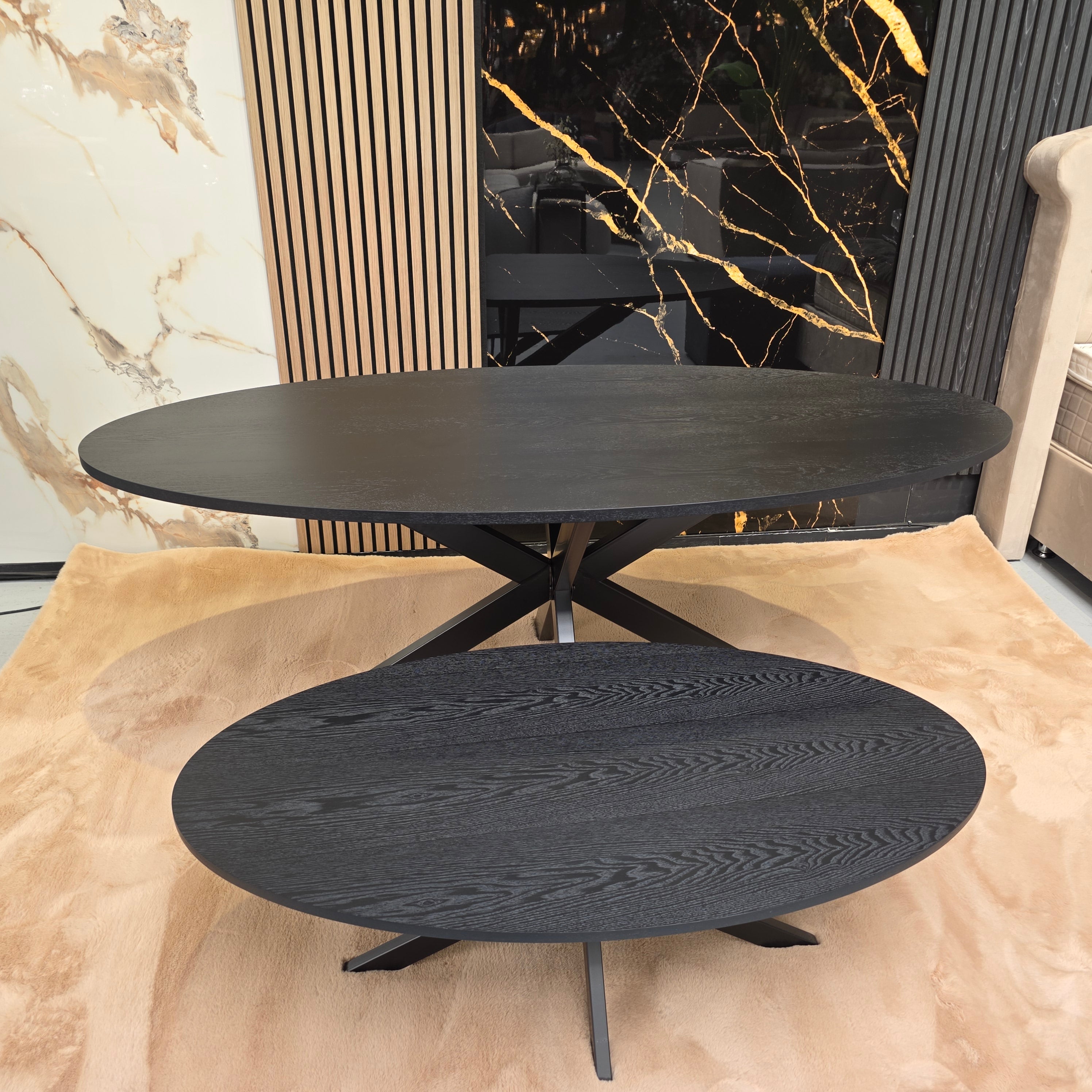 Tafel set  Blackwood Oak fineer