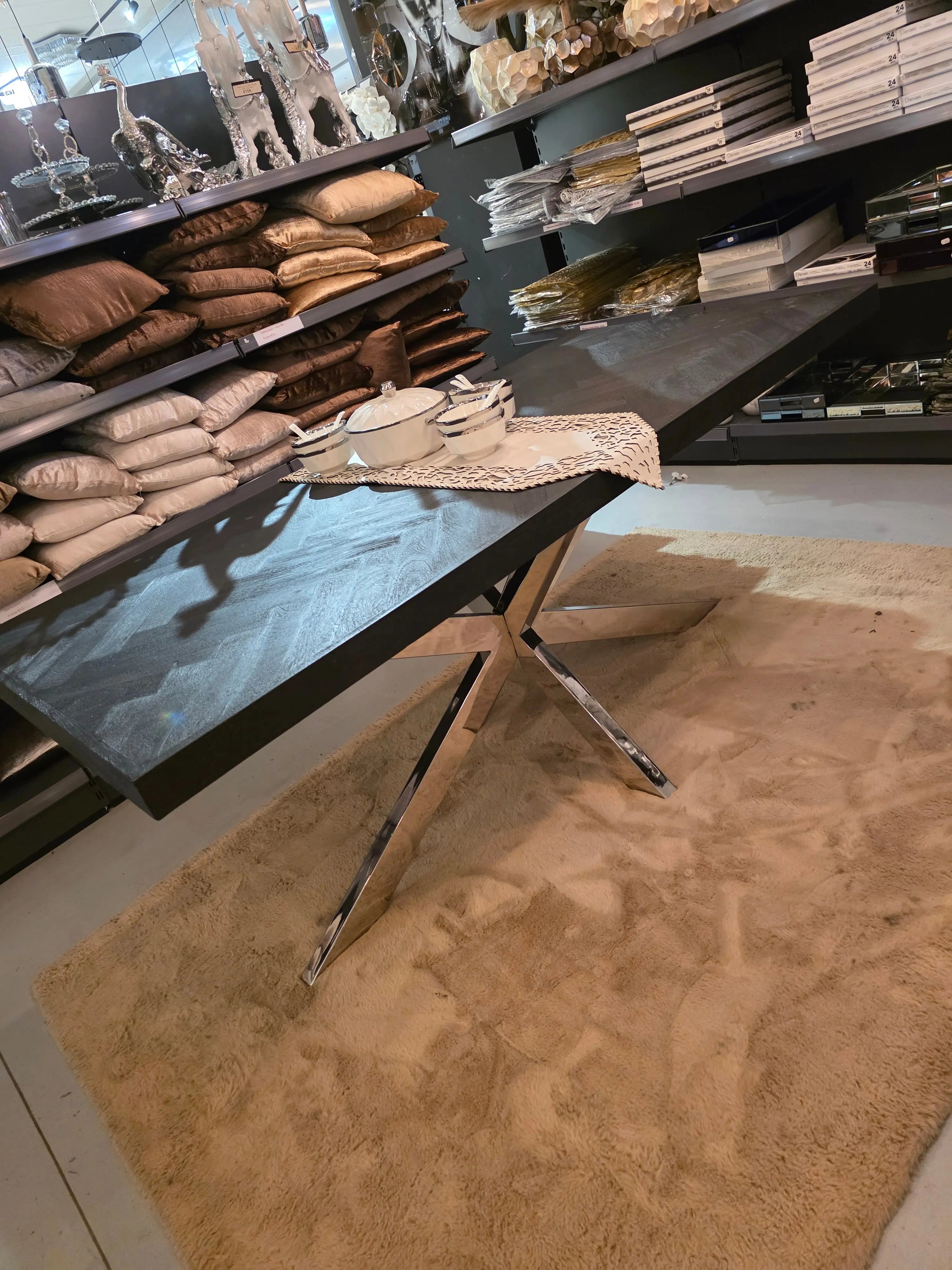 Black Bonita Eettafel Eric Kuster Style