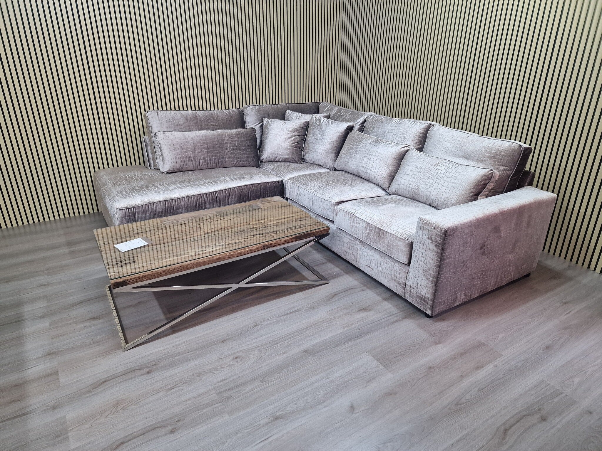 Living room set - Chika